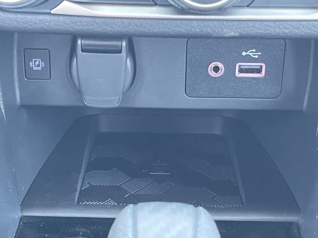 New 2025 Nissan Versa SV w/ Trunk Package image 26