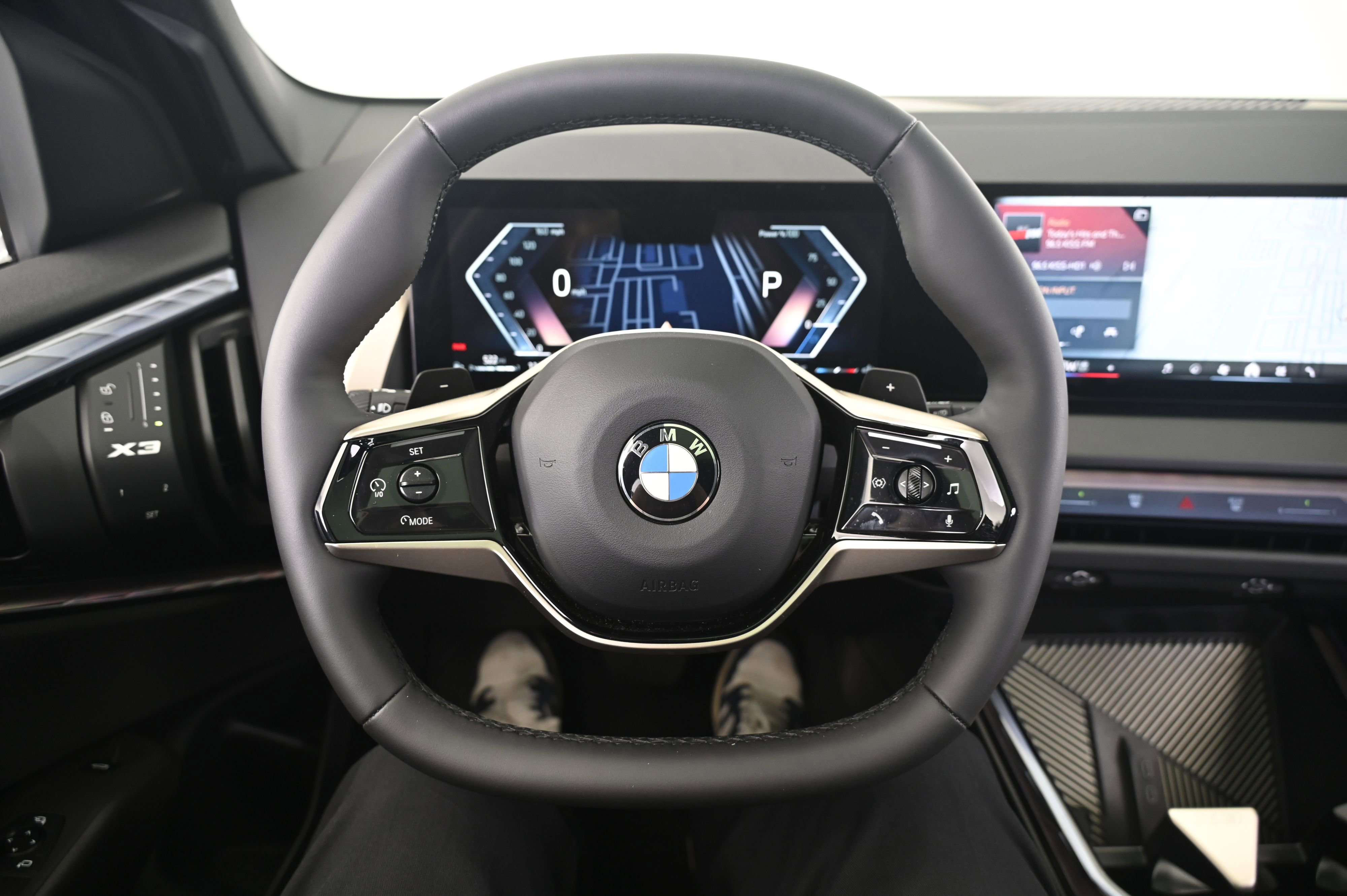 Used 2025 BMW X3 xDrive30i w/ Convenience Package image 34