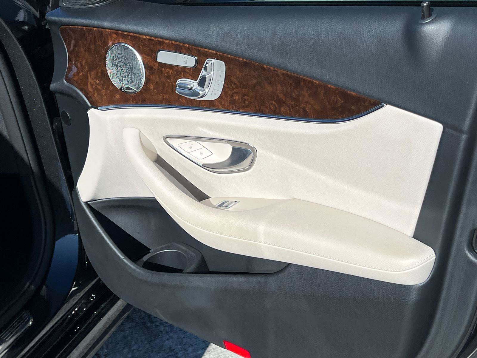 Used 2022 Mercedes-Benz E 350 Sedan image 14