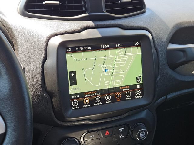 Used 2023 Jeep Renegade Altitude w/ Sun/Sound Group AWD/4WD image 35