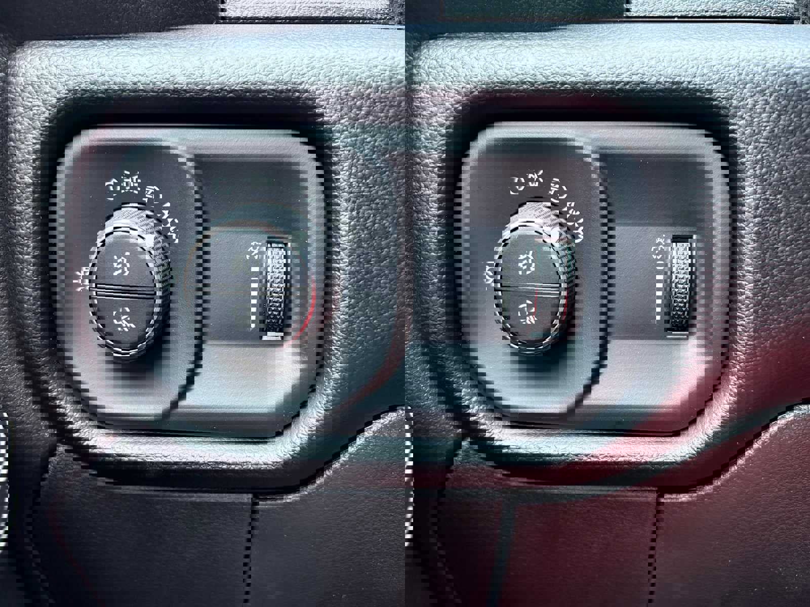 New 2025 RAM 2500 Big Horn image 34