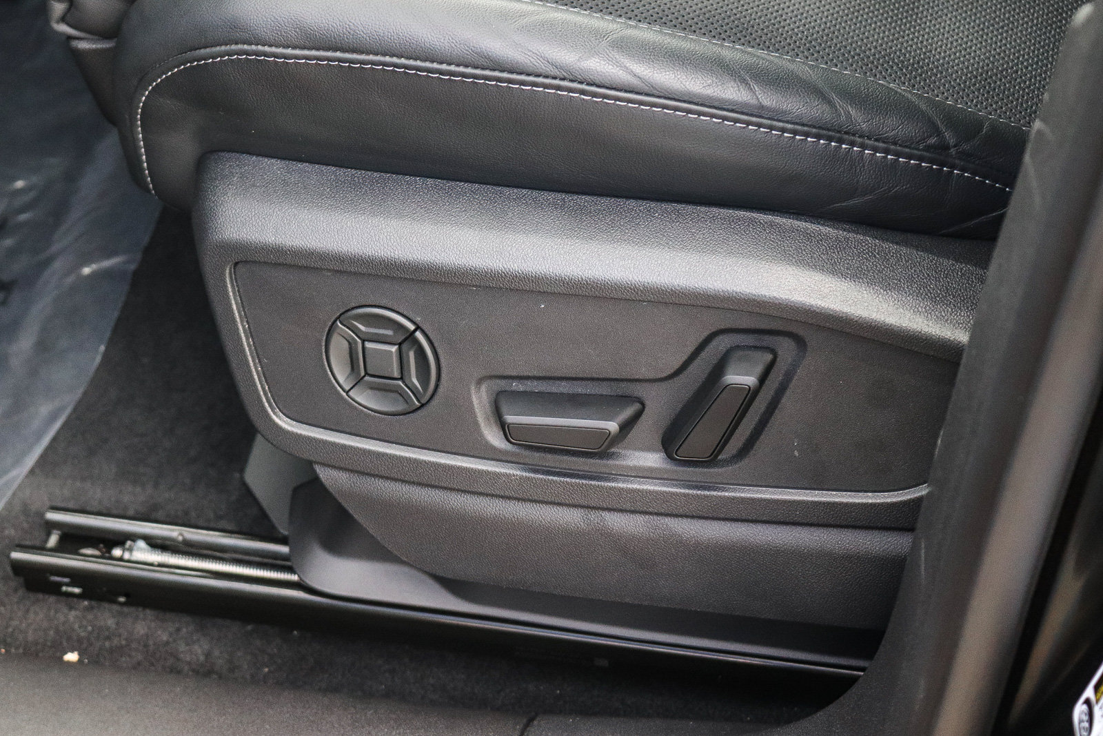 Certified 2025 Audi Q5 Prestige AWD/4WD image 24