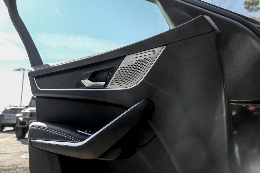 New 2025 Jaguar F-PACE R-Dynamic S image 10