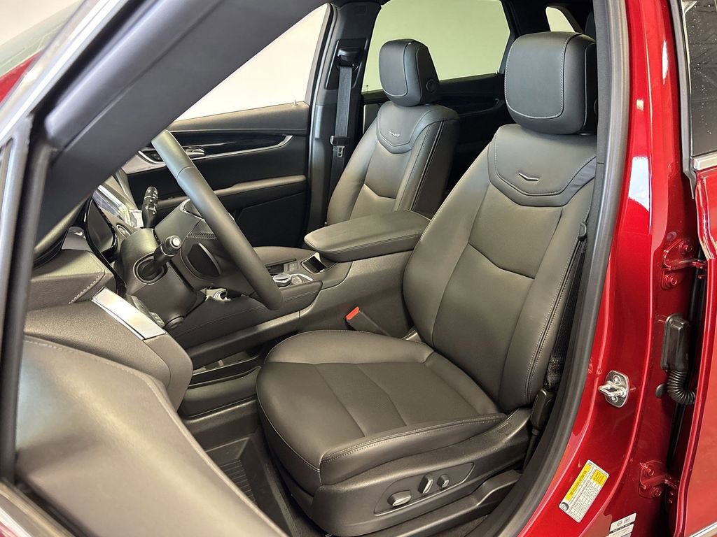 New 2025 Cadillac XT5 Premium Luxury w/ Technology Package image 24