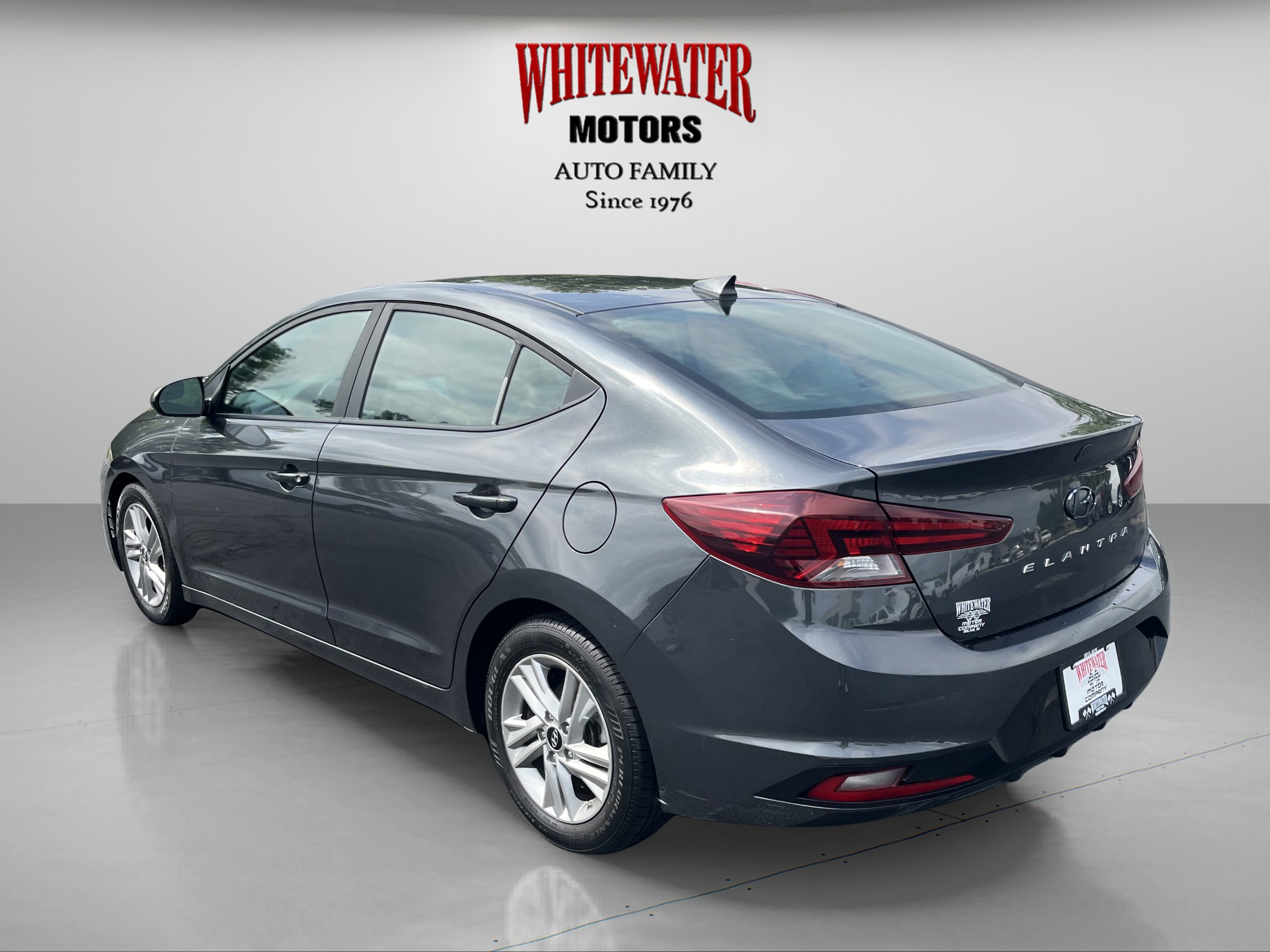Used 2020 Hyundai Elantra SEL FWD image 3