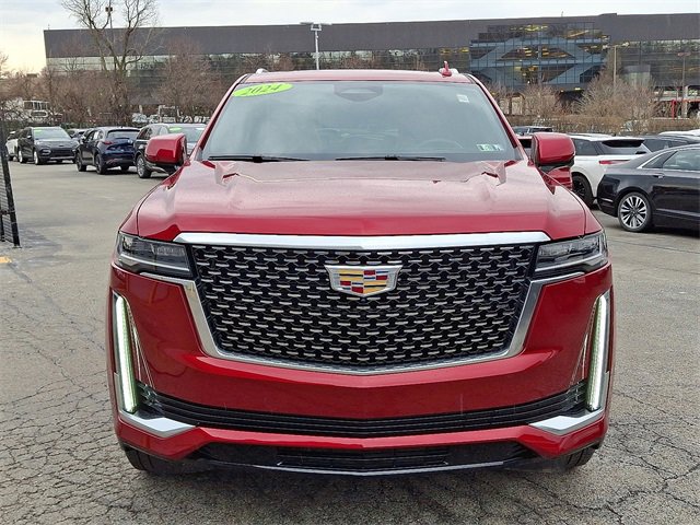 Used 2024 Cadillac Escalade Premium Luxury w/ Performance Package image 2