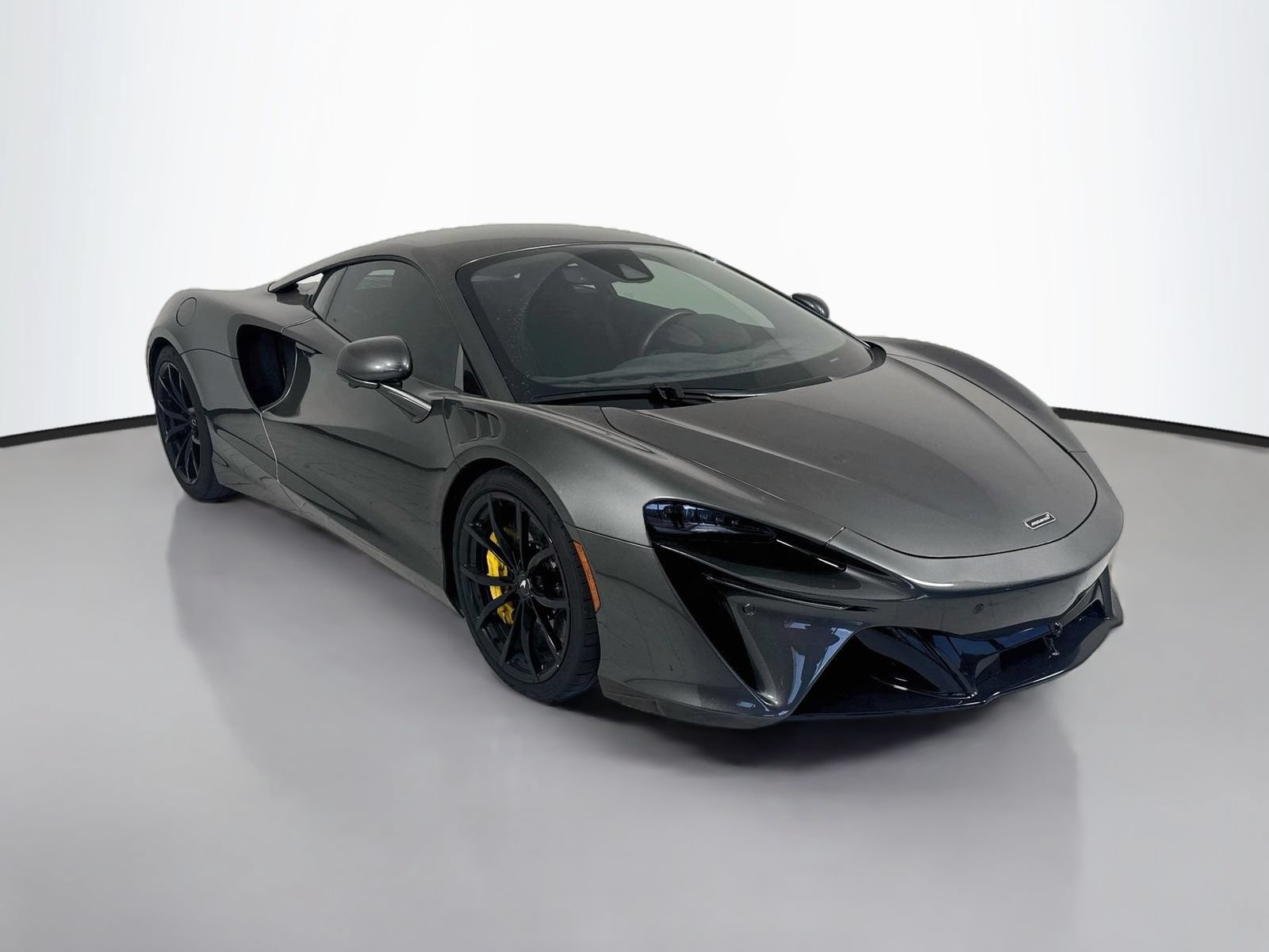 Used 2023 McLaren Artura RWD video 1