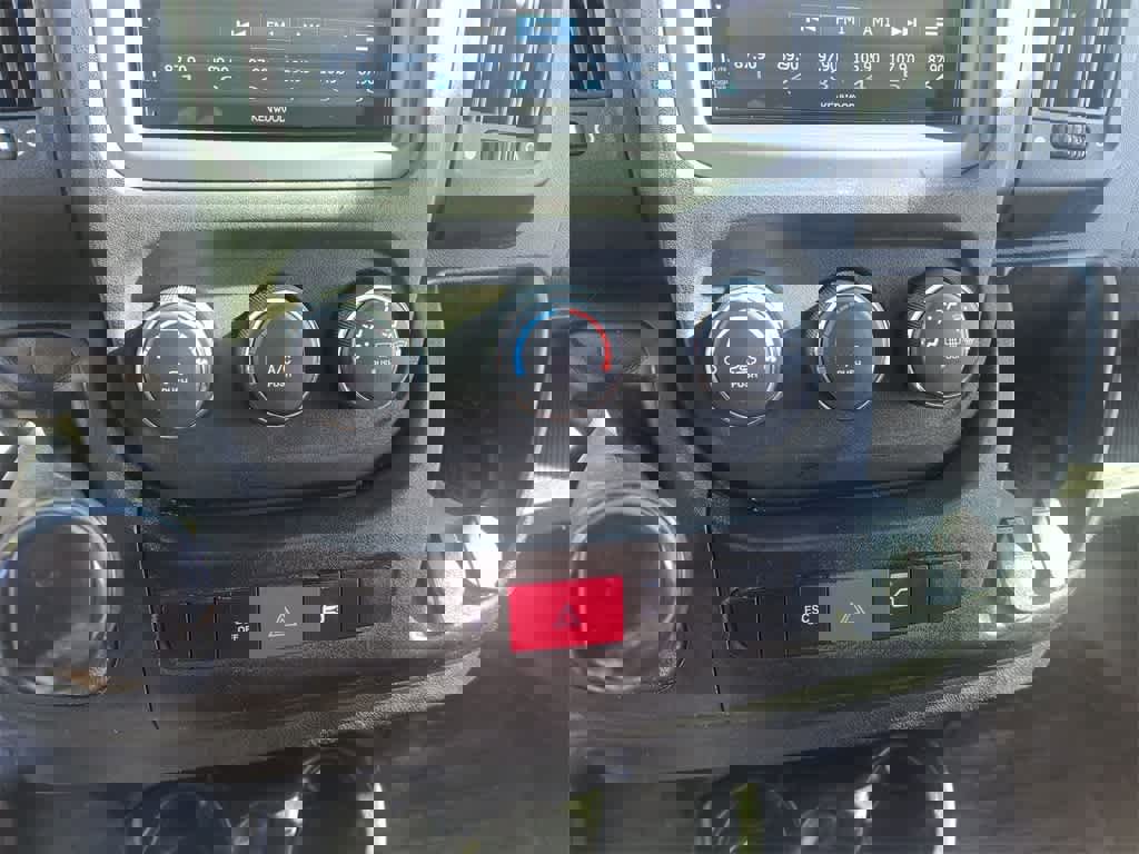 Used 2014 RAM ProMaster 3500 w/ Interior Convenience Group image 18