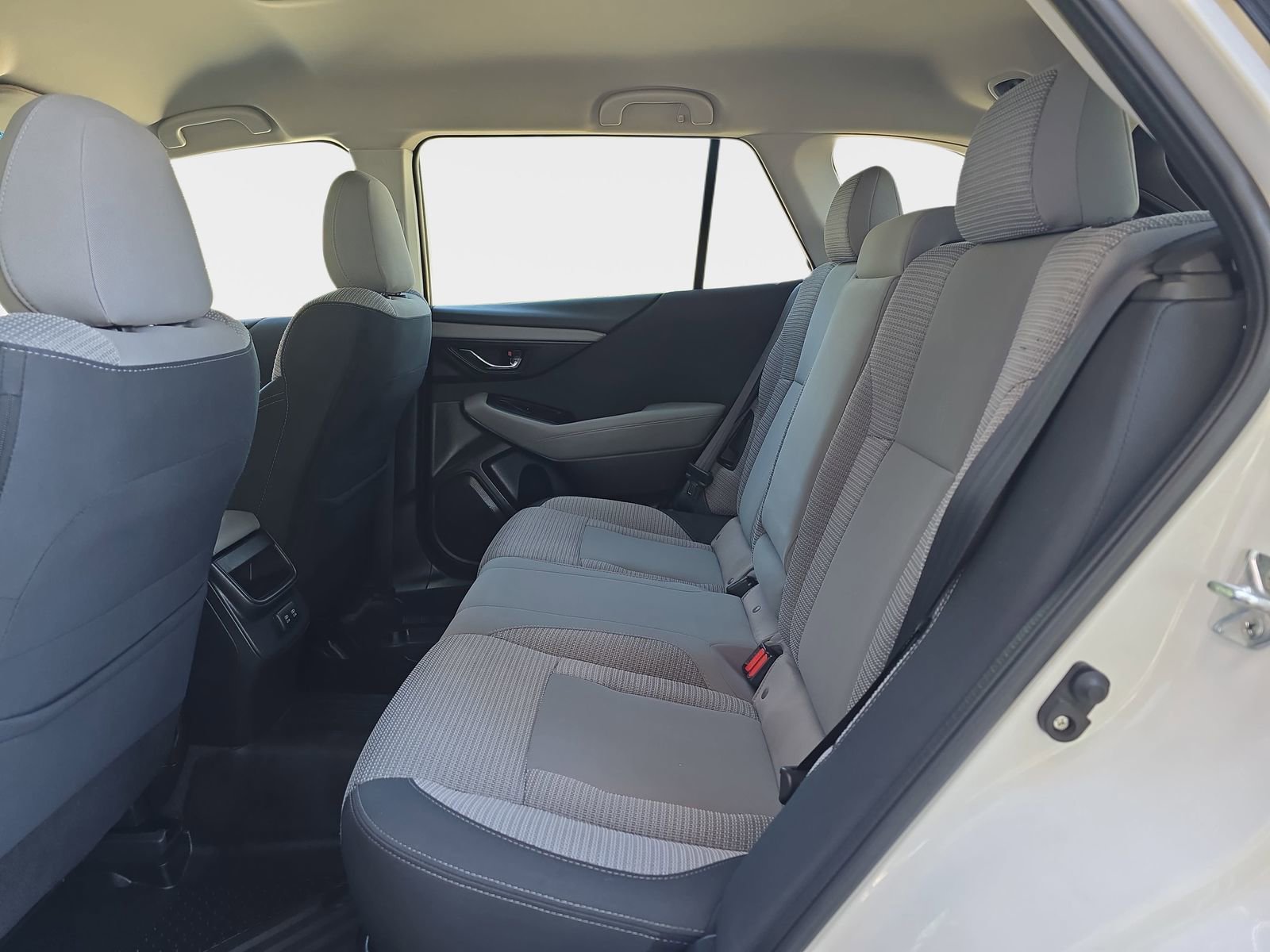 Used 2021 Subaru Outback Premium AWD/4WD image 16
