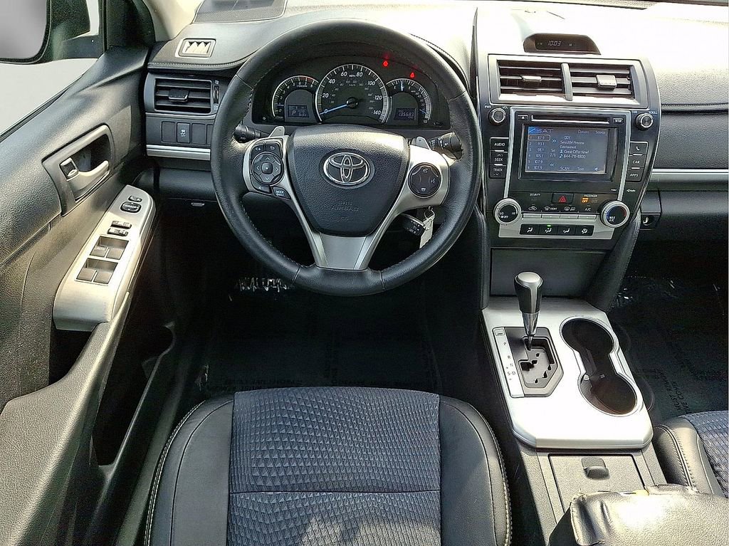 Used 2012 Toyota Camry SE image 9