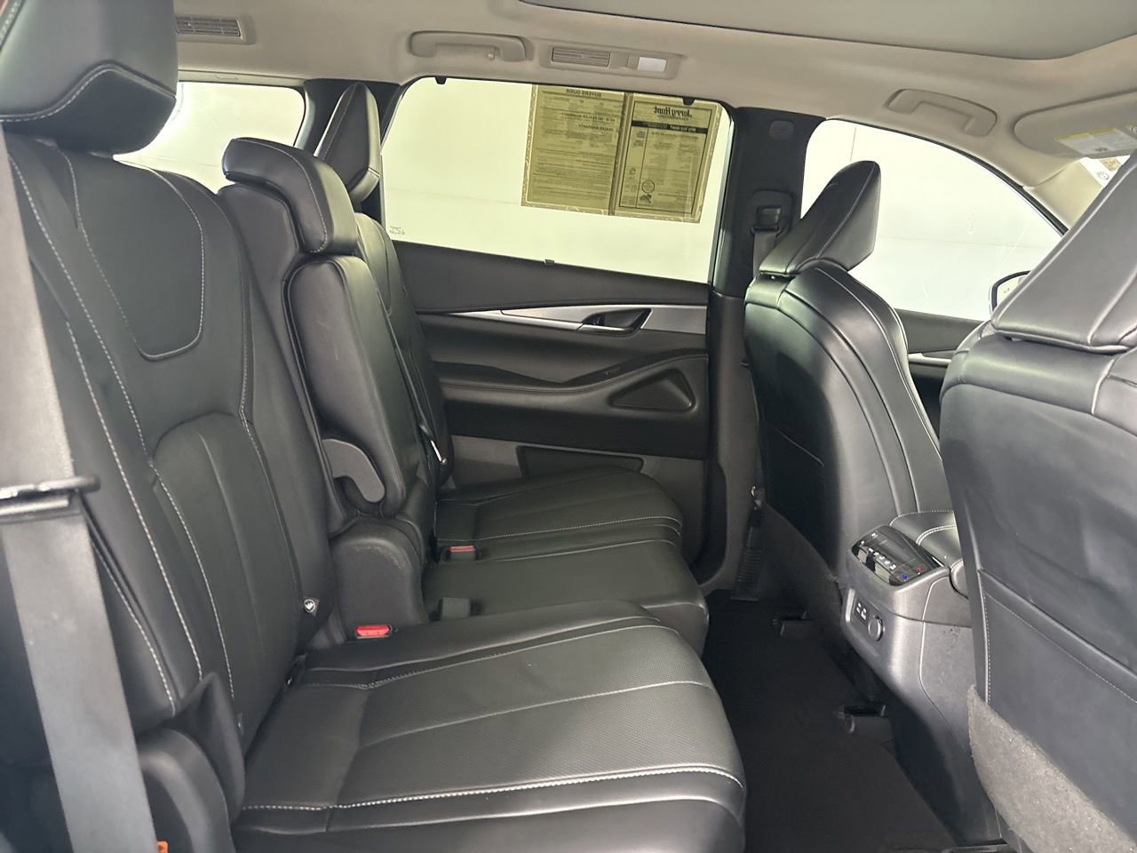 Used 2023 INFINITI QX60 Luxe w/ Cargo Package image 27