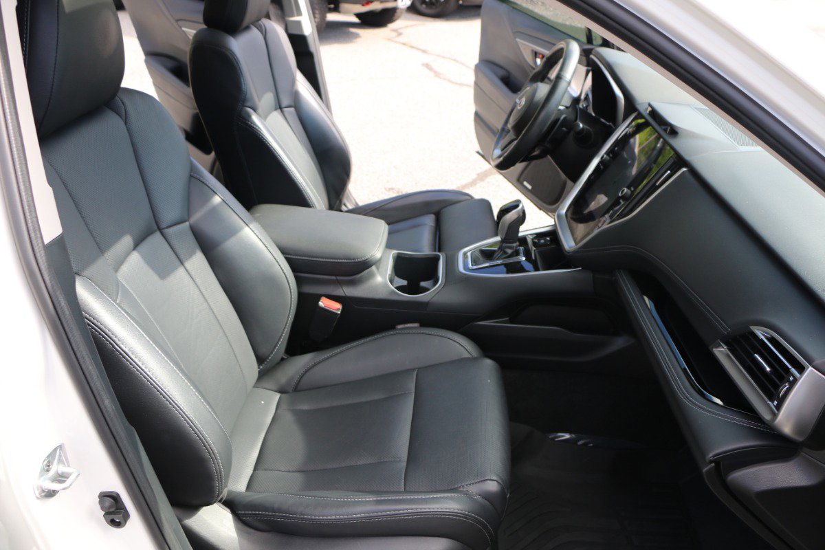 Used 2023 Subaru Outback Limited XT AWD/4WD image 31