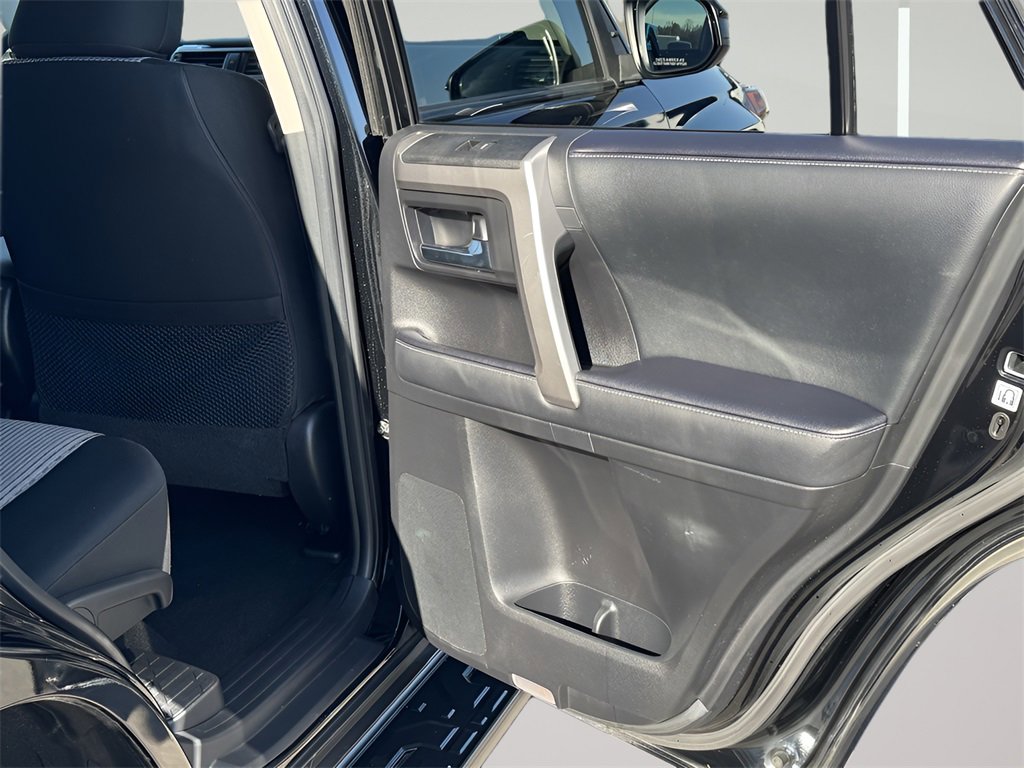 Used 2020 Toyota 4Runner SR5 image 17