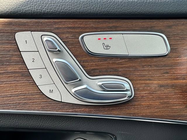 Certified 2022 Mercedes-Benz GLC 300 4MATIC w/ Multimedia Package Lite image 15