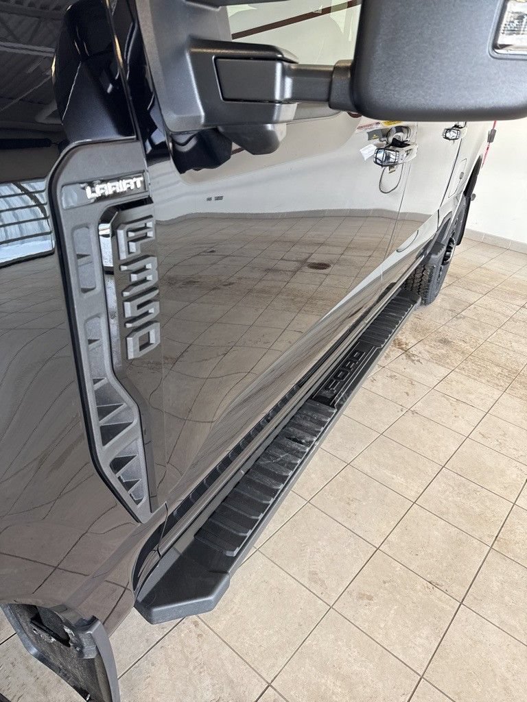 New 2026 Ford F350 Lariat w/ Black Appearance Package AWD/4WD image 11