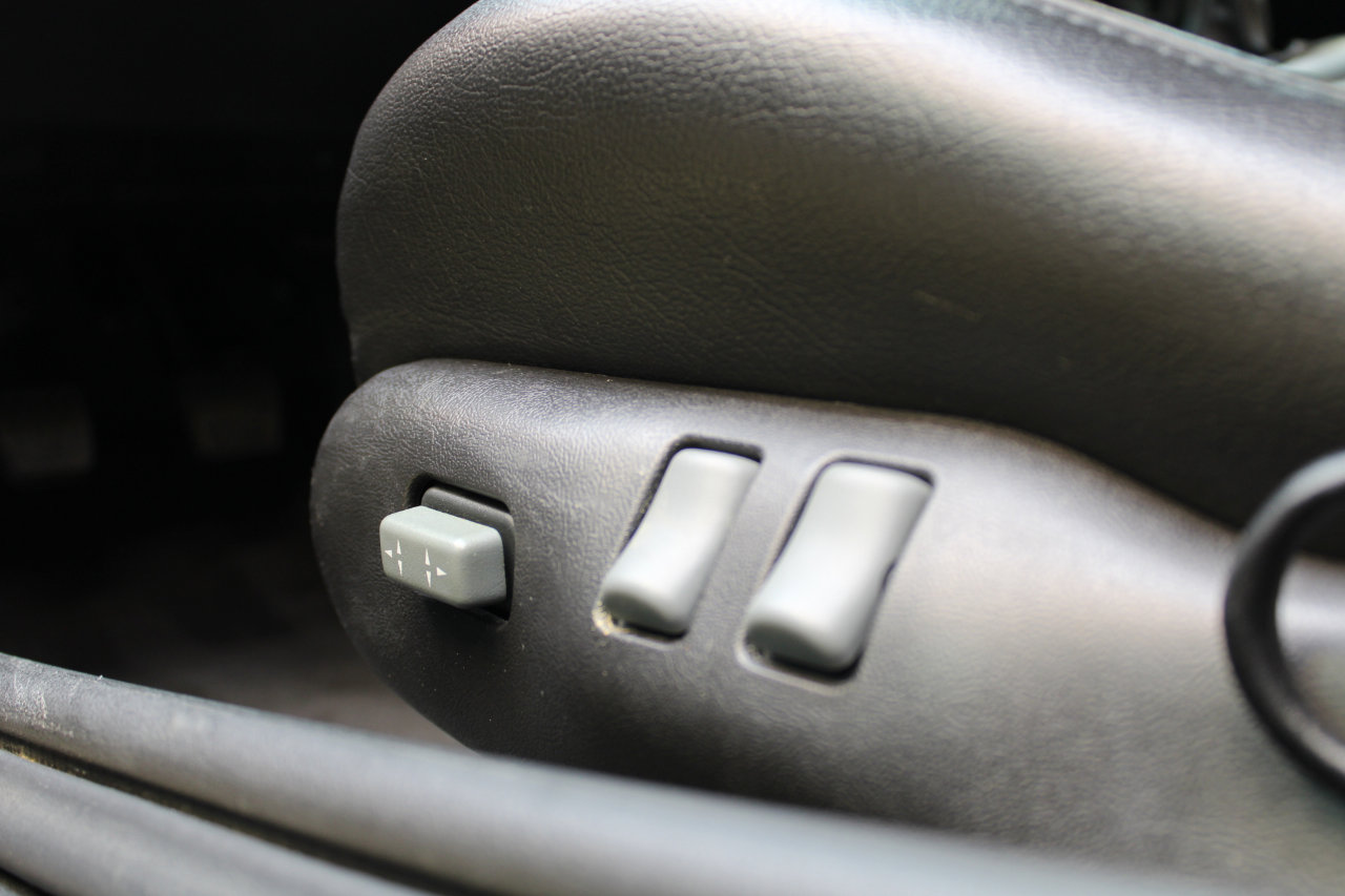 Used 2000 Pontiac Firebird Formula image 38