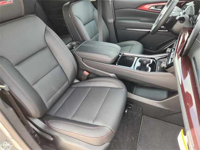 New 2026 Chevrolet Traverse Z71 w/ Enhanced Driving Package image 11
