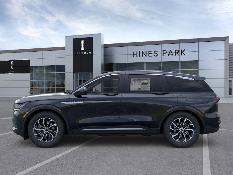 New 2026 Lincoln Nautilus Premier AWD/4WD image 3