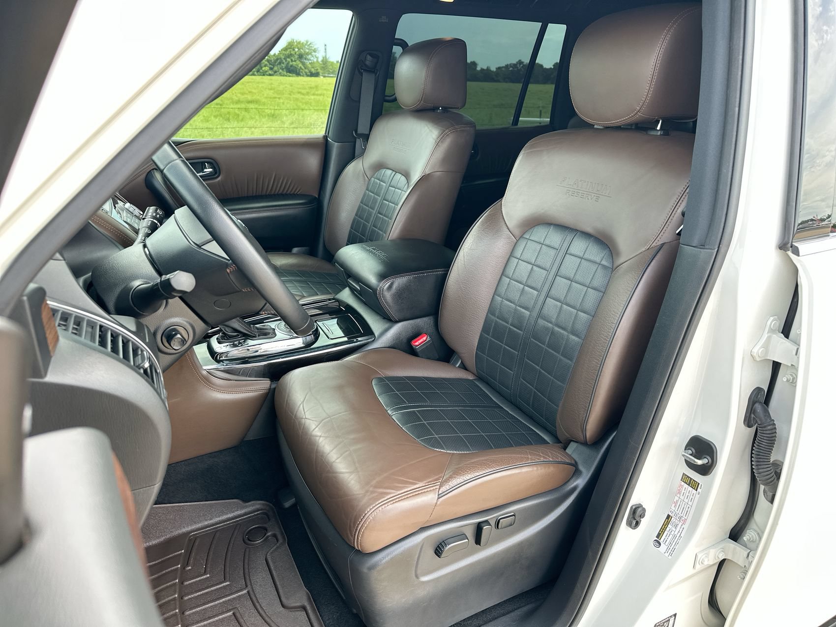 Used 2020 Nissan Armada Platinum w/ Platinum Reserve Package AWD/4WD image 11