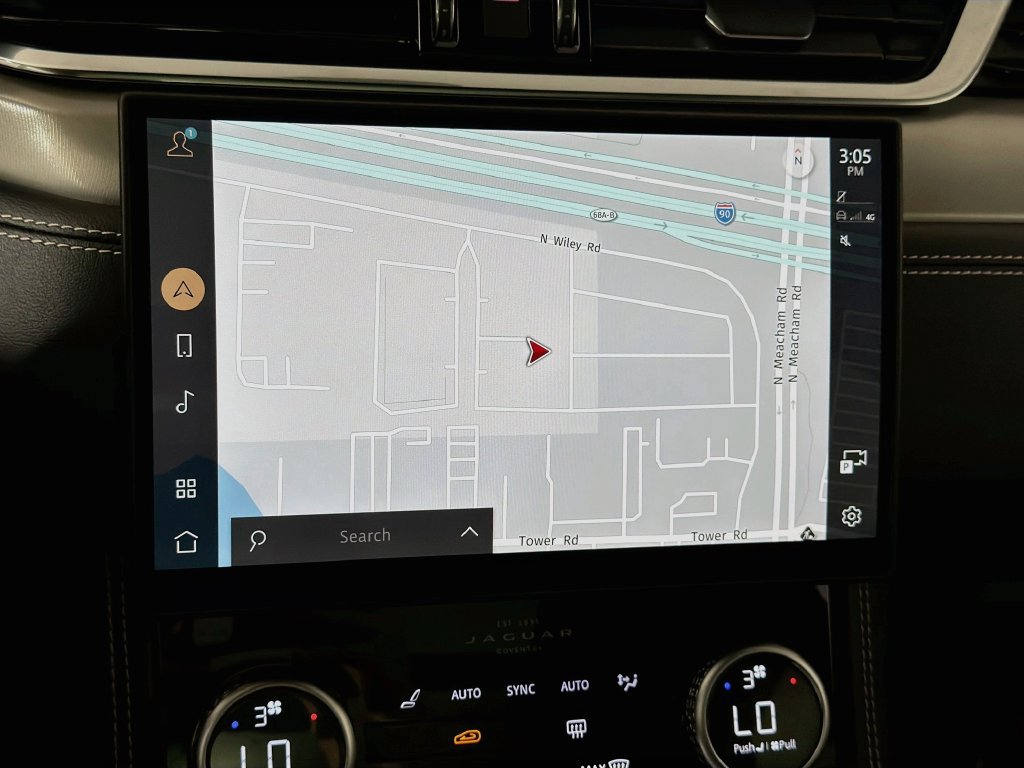 Certified 2026 Jaguar F-PACE R-Dynamic S AWD/4WD image 13