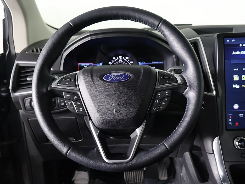 Used 2023 Ford Edge Titanium w/ Equipment Group 301A AWD/4WD image 39