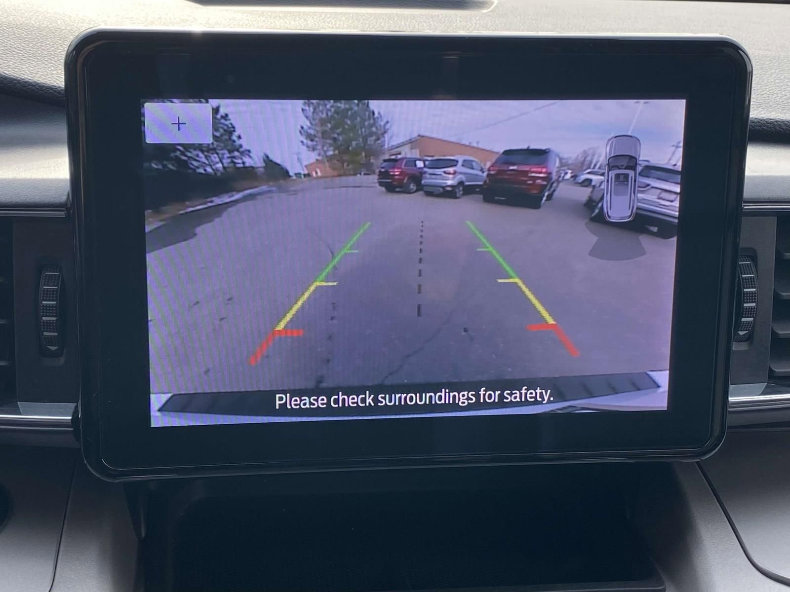 Used 2023 Ford Explorer XLT w/ Equipment Group 202A image 28