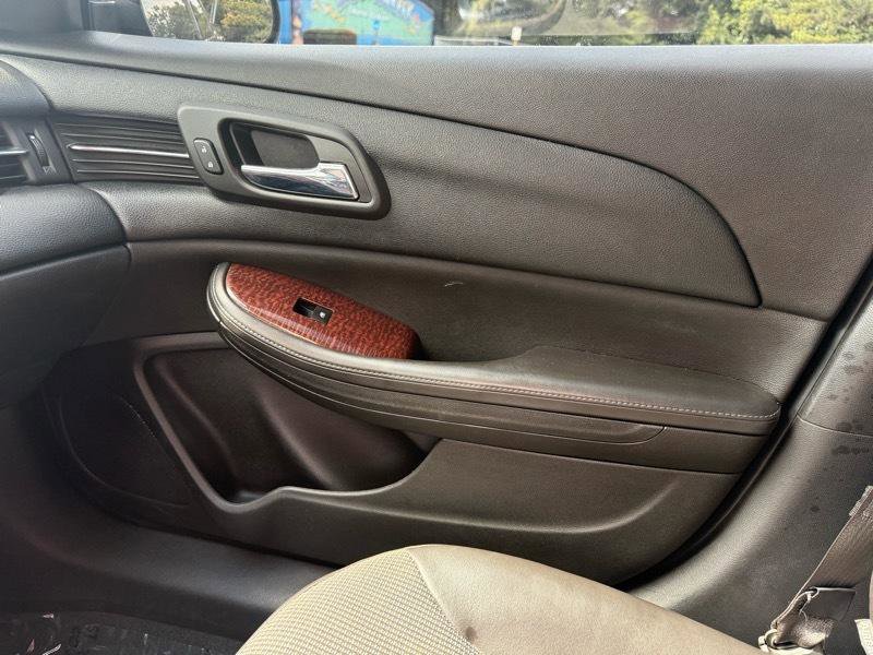 Used 2013 Chevrolet Malibu LT w/ Power Convenience Package FWD image 39