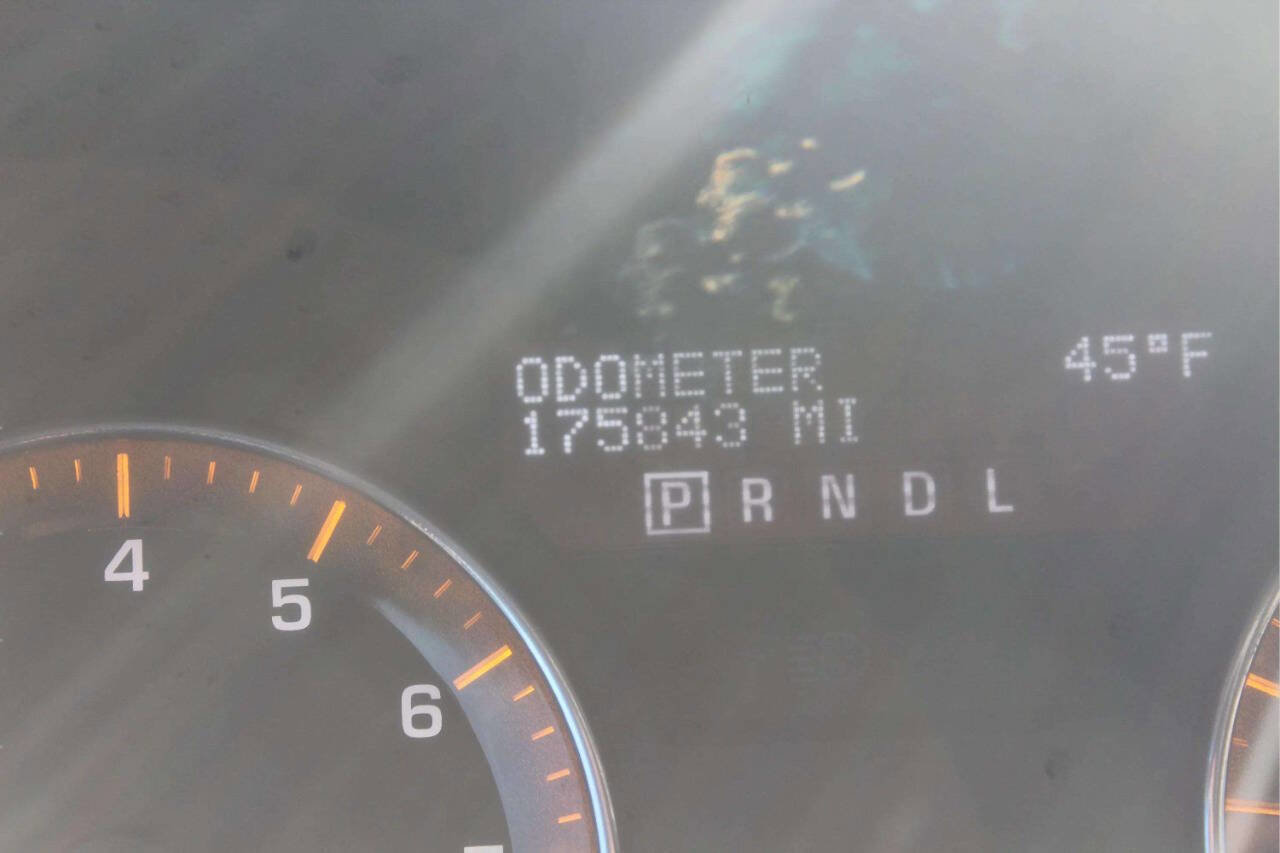 Used 2009 Saturn Outlook XE image 9