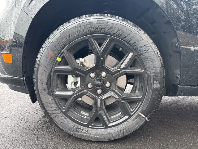 New 2026 Ford Maverick Lobo AWD/4WD image 9