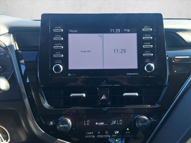 Used 2023 Toyota Camry SE image 12