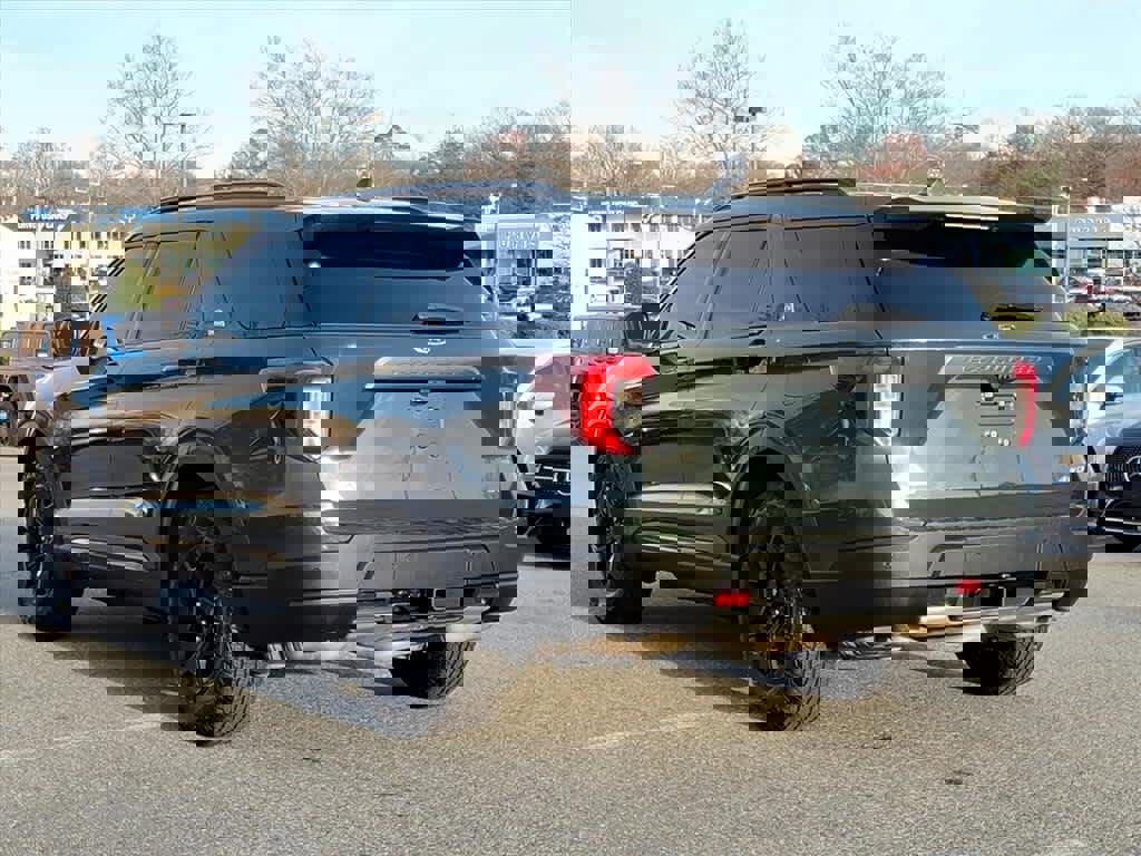 Used 2022 Ford Explorer Timberline image 3