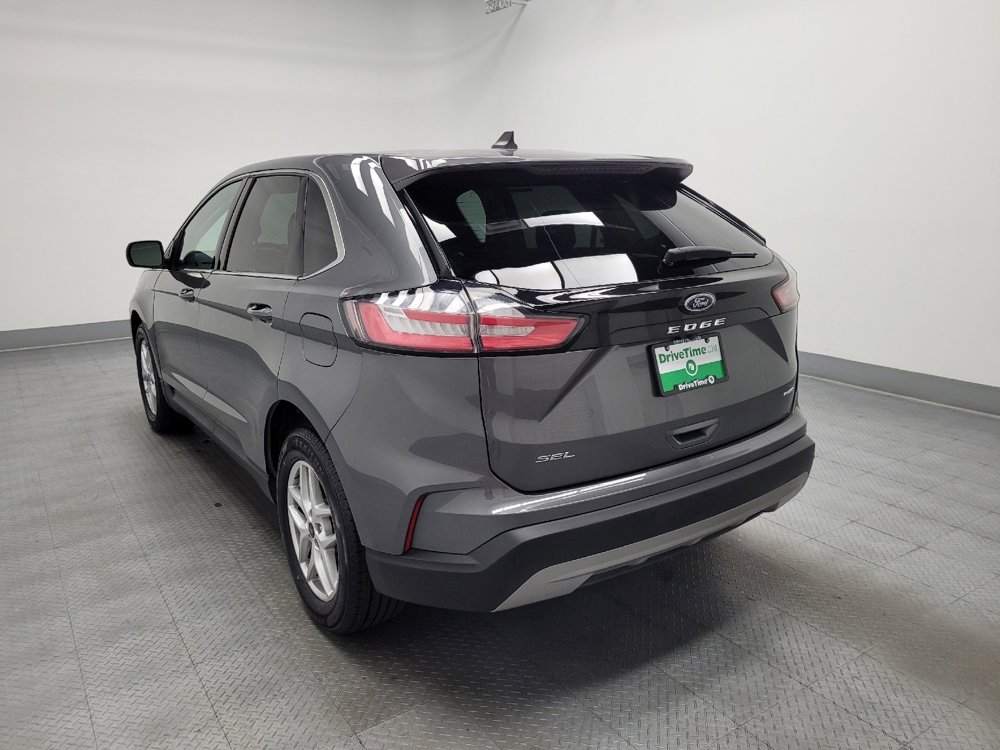 Used 2024 Ford Edge SEL image 5