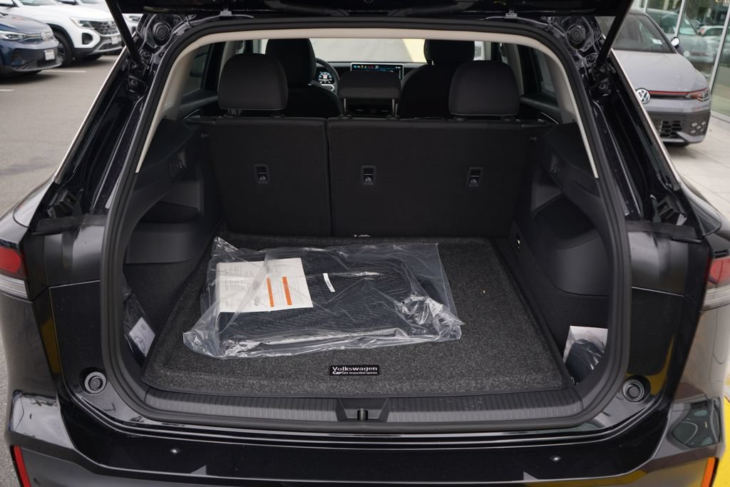 New 2026 Volkswagen Tiguan S AWD/4WD image 11