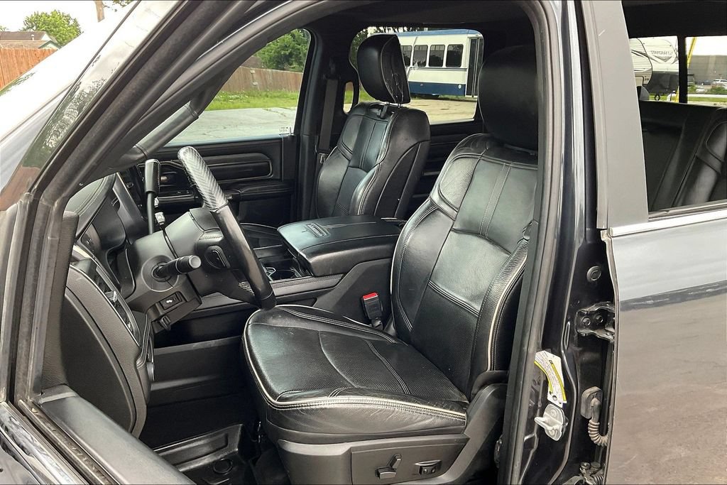 Used 2021 RAM 2500 Limited AWD/4WD image 23