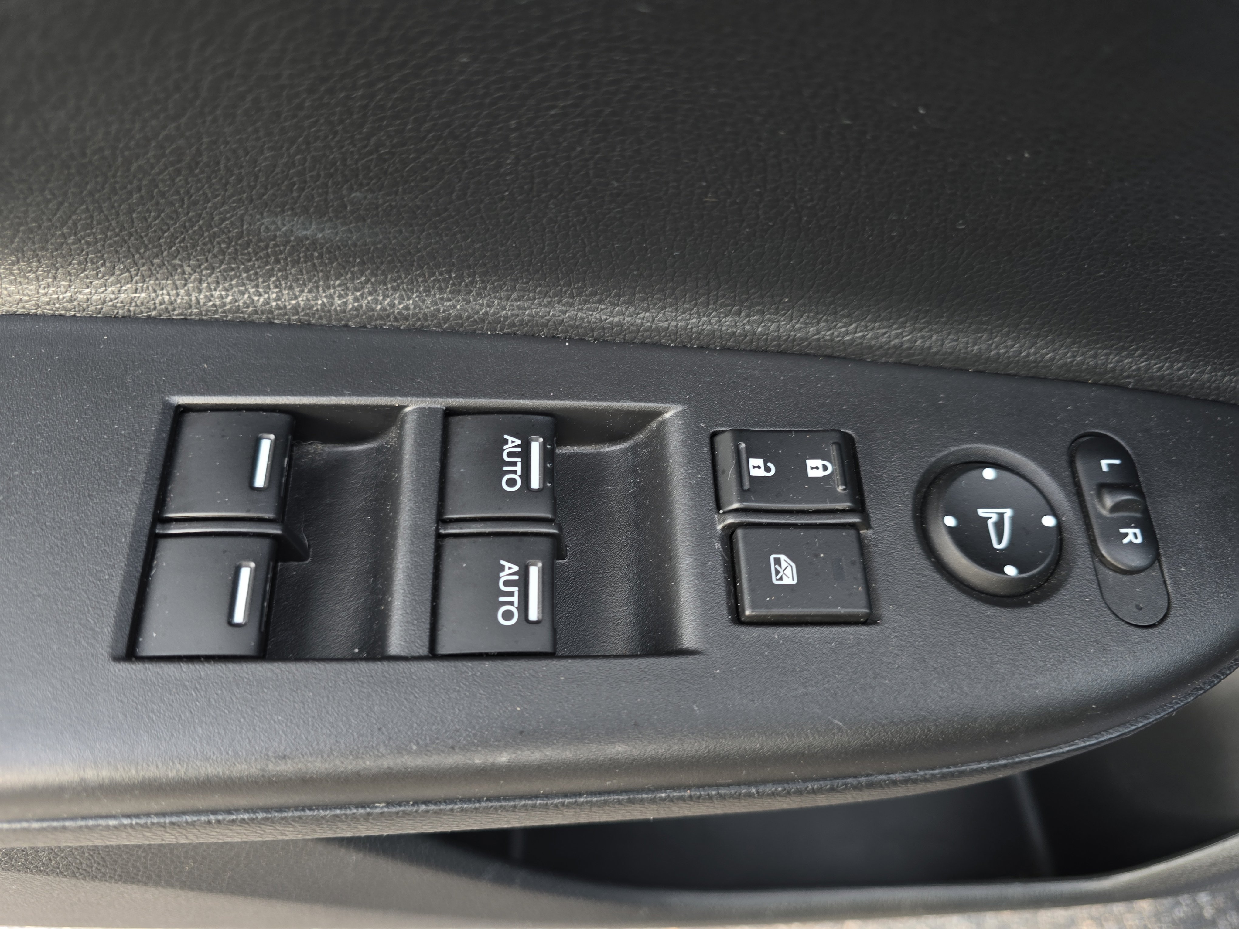 Used 2017 Honda Accord Touring image 27