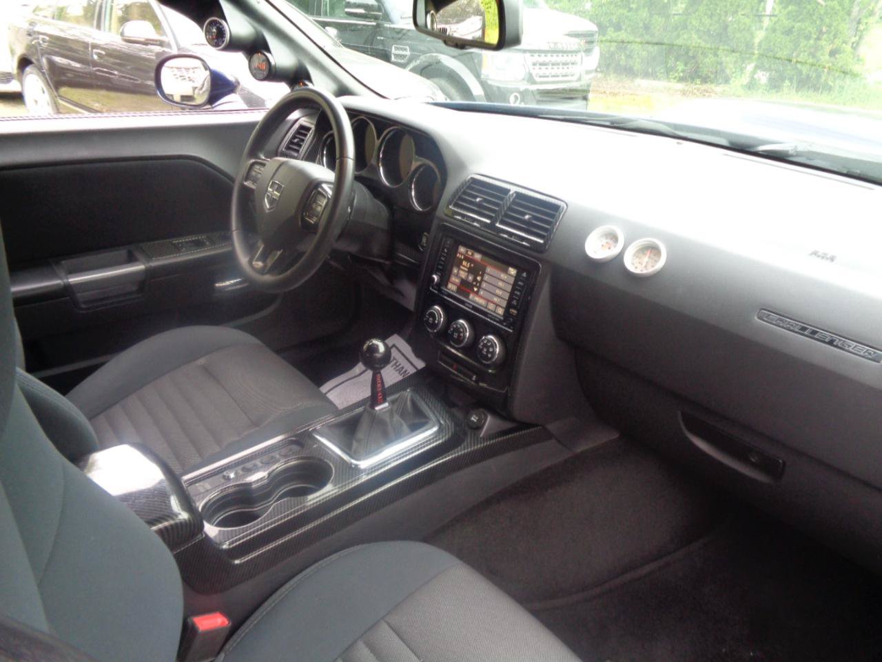 Used 2014 Dodge Challenger R/T RWD image 24