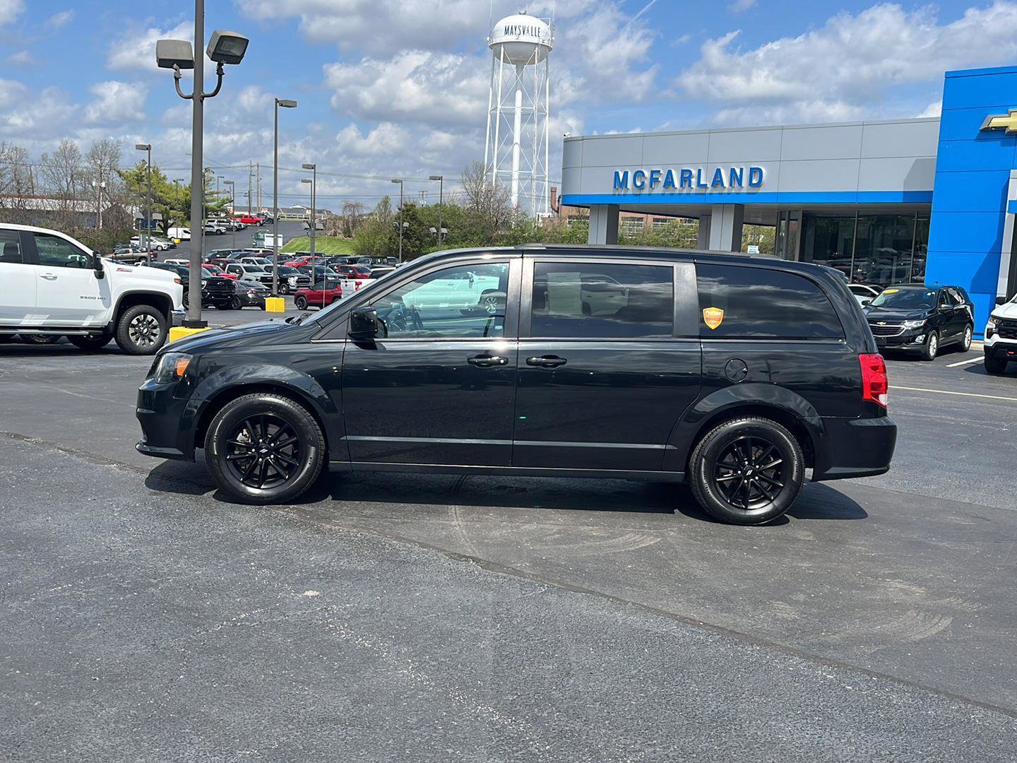 Used 2019 Dodge Grand Caravan GT image 2