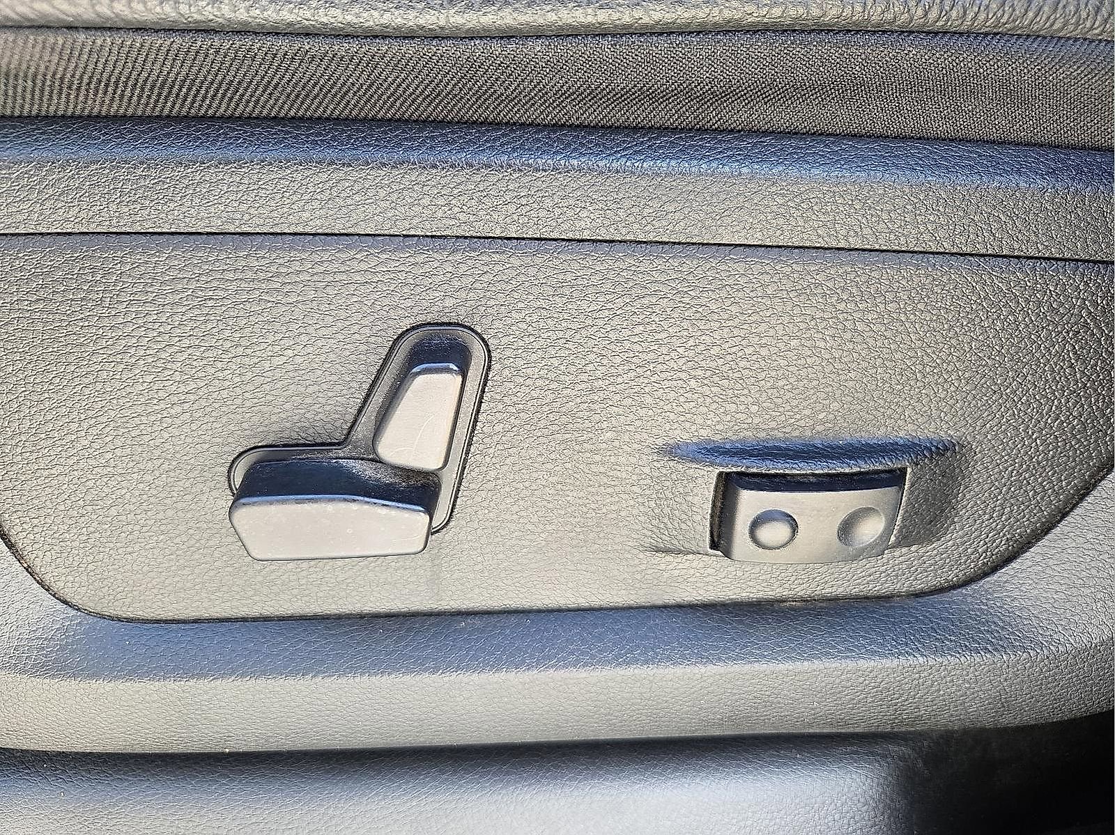 Used 2024 RAM 2500 Limited image 15