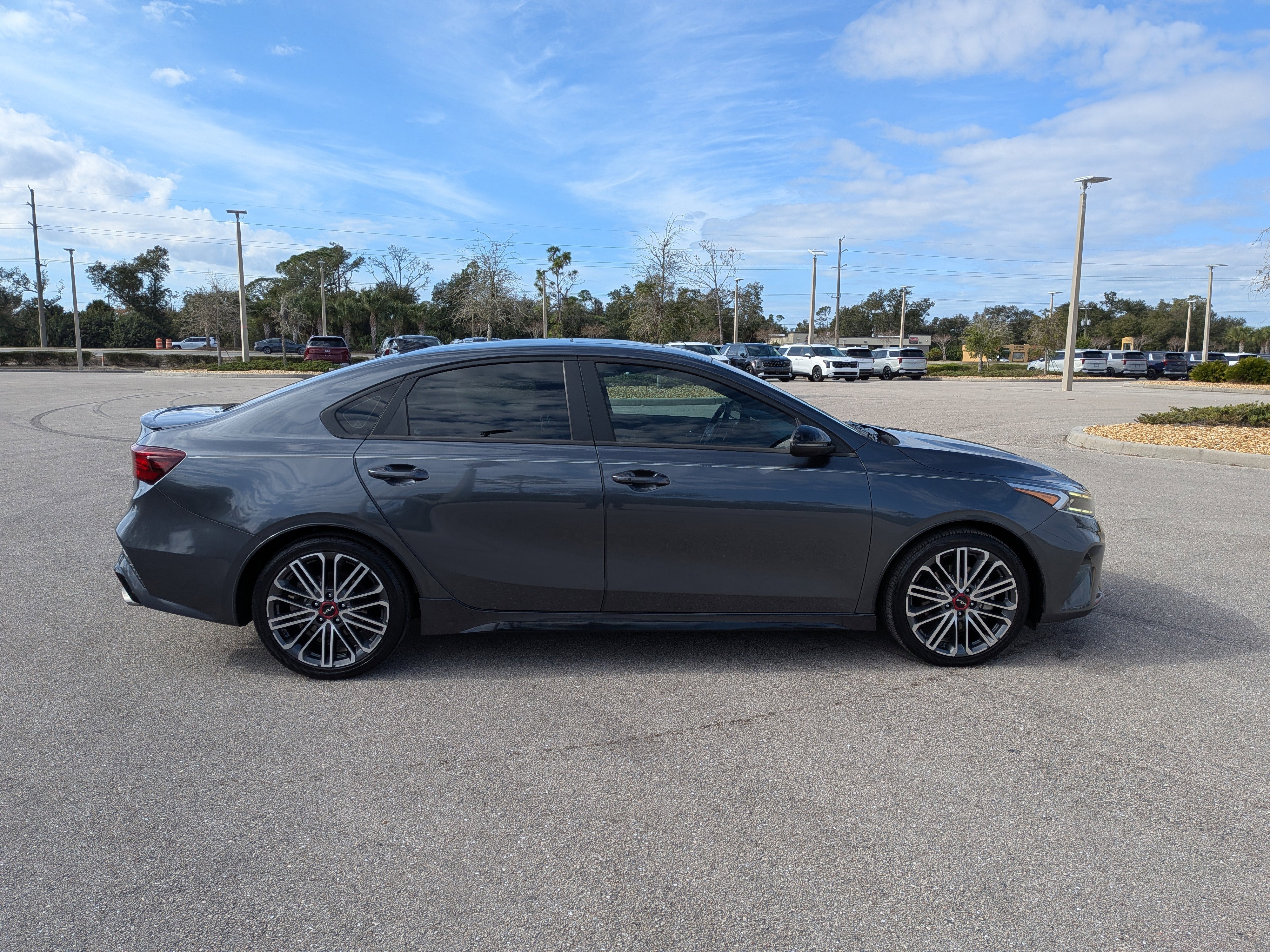Used 2022 Kia Forte GT w/ GT2 Package image 4