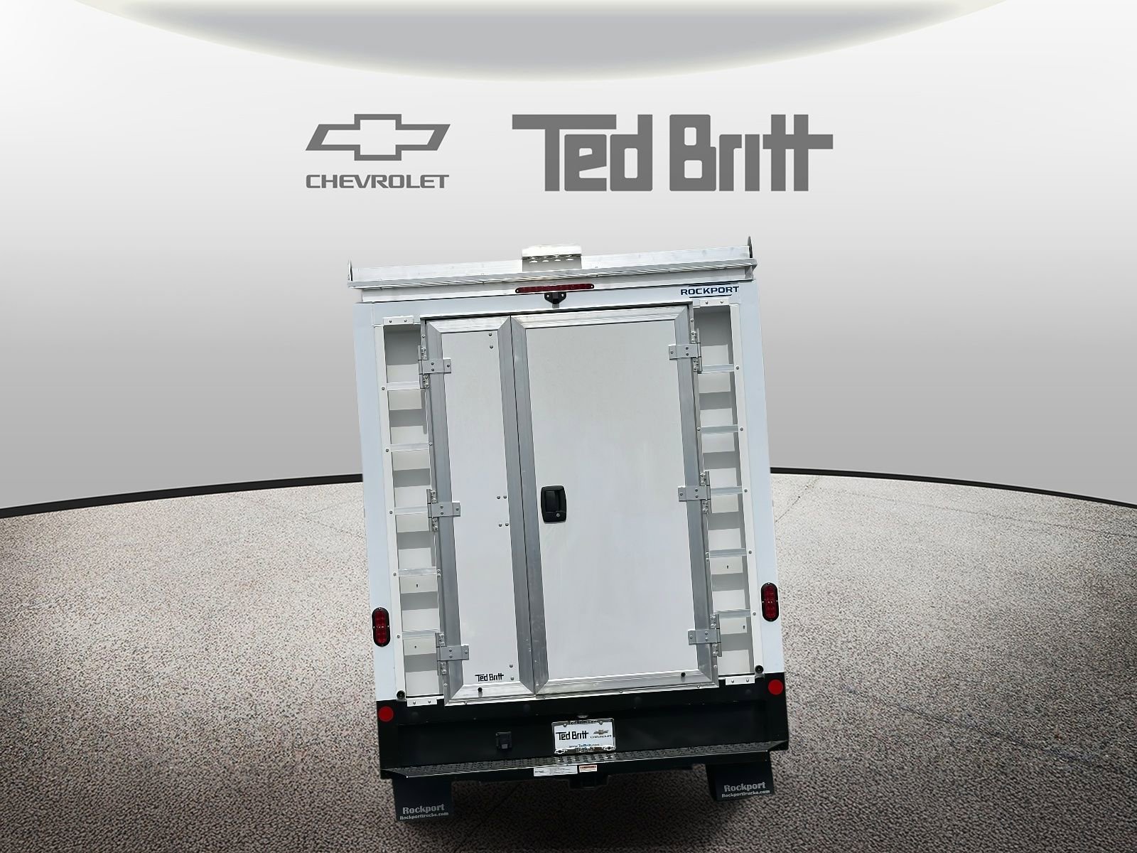 New 2025 Chevrolet Express 3500 RWD image 3