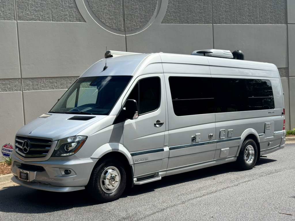 Used 2015 Mercedes-Benz Sprinter 3500 image 2