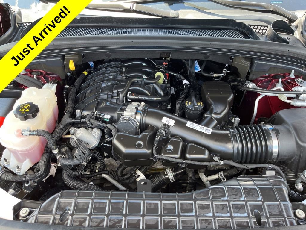 Used 2024 Jeep Grand Cherokee Laredo w/ Trailer Tow Package image 22