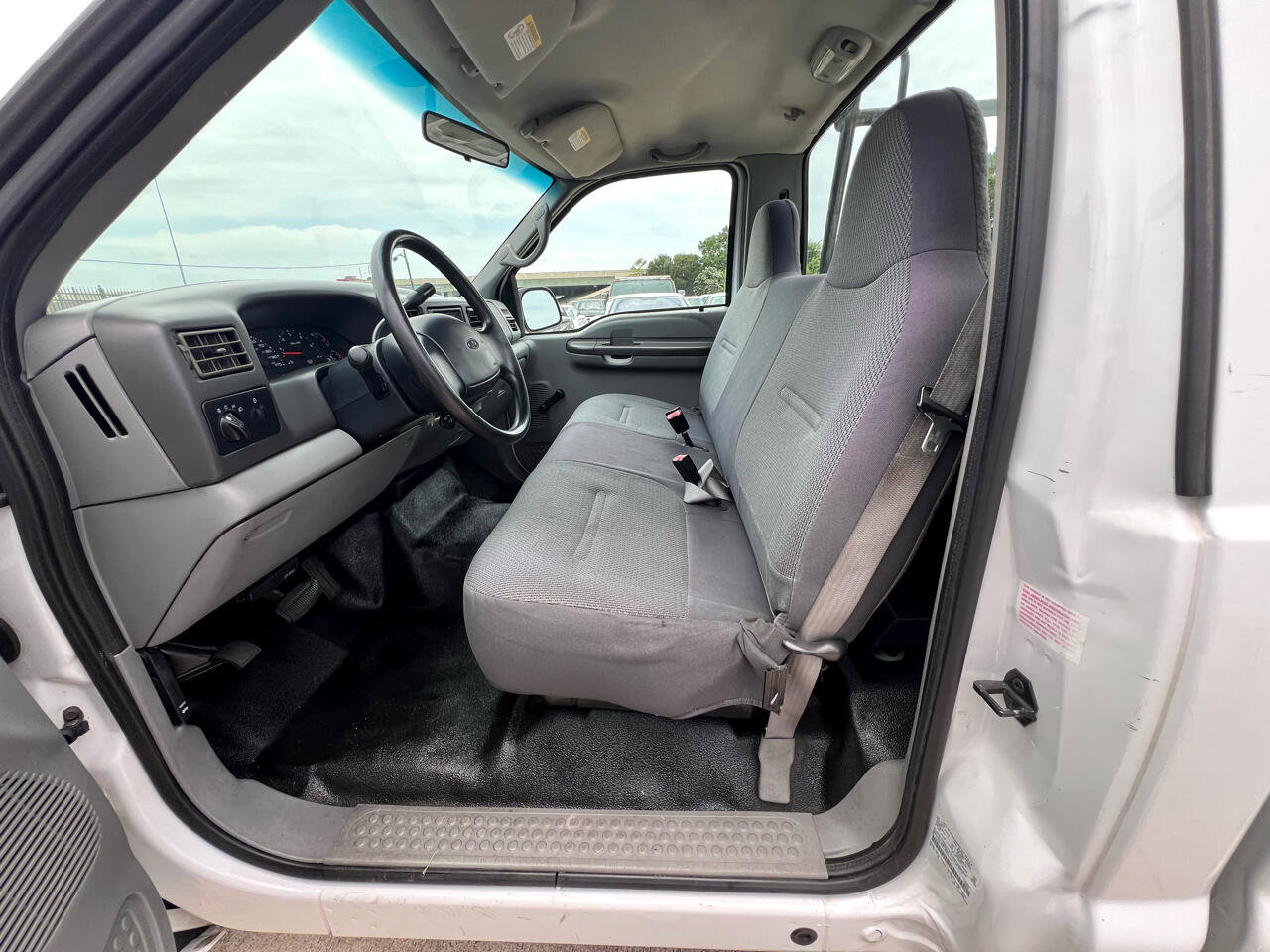 Used 2002 Ford F250 XL image 43