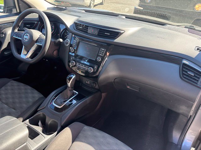 Used 2019 Nissan Rogue Sport SV FWD image 9