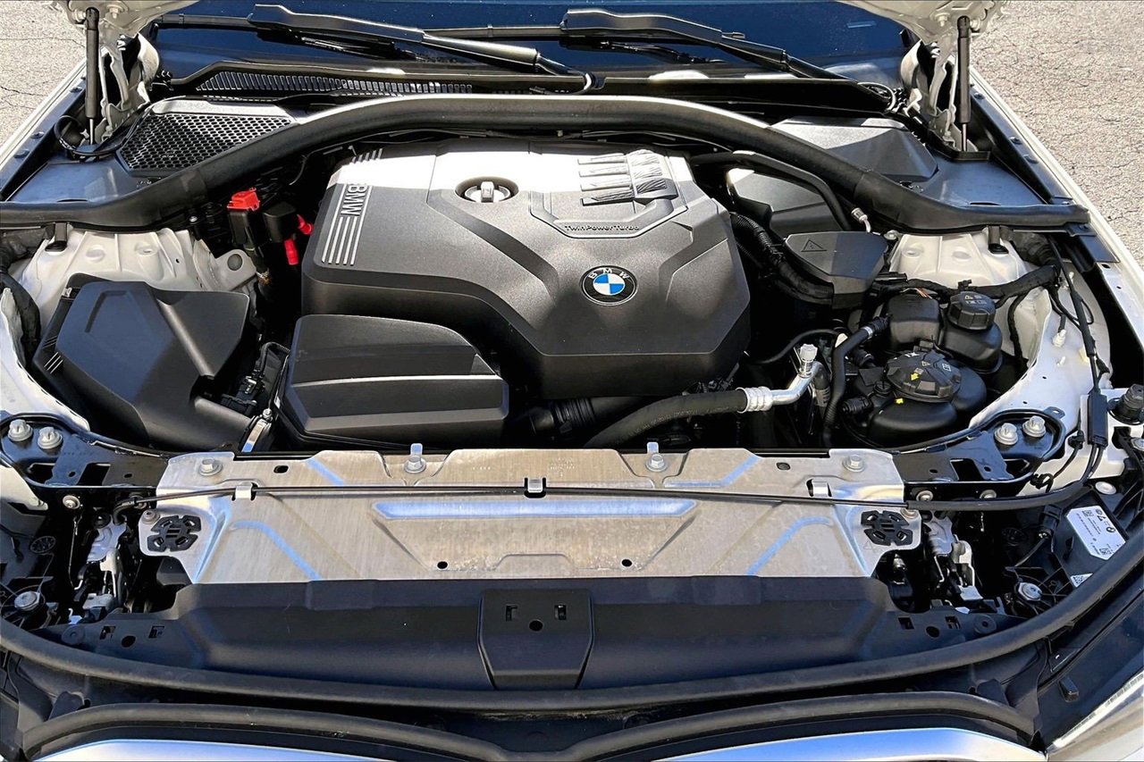 Used 2024 BMW 330i xDrive Sedan w/ Convenience Package image 37