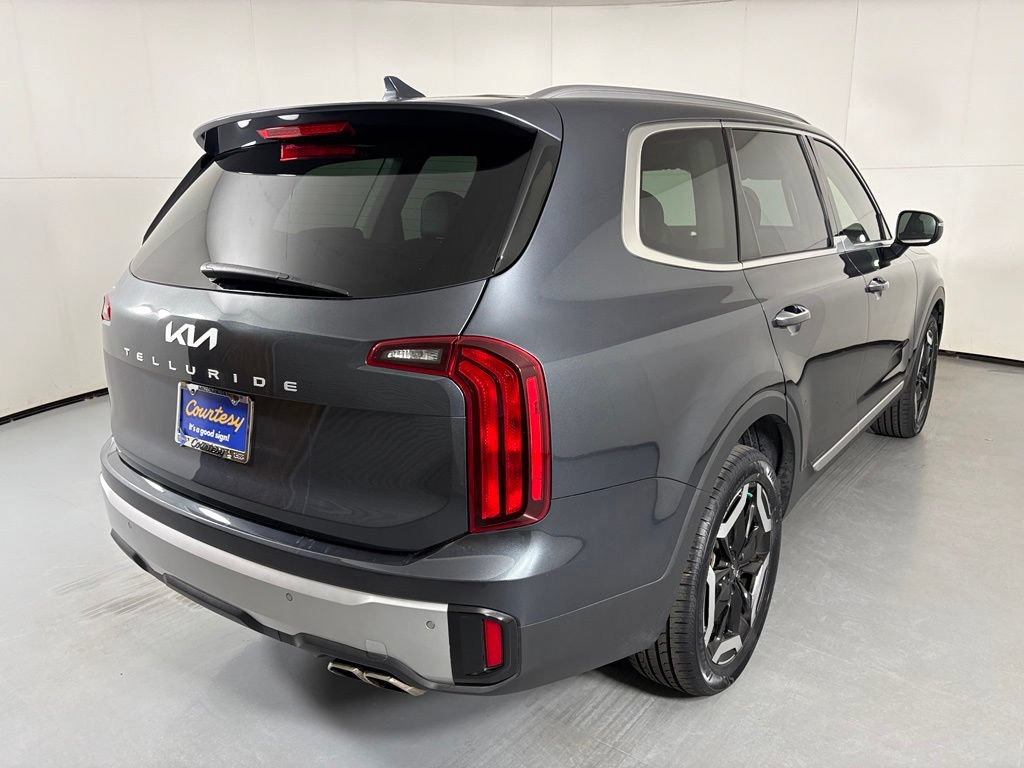 Used 2023 Kia Telluride S AWD/4WD image 8
