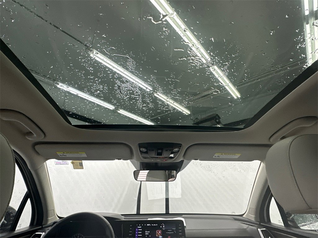 Used 2022 Kia Sorento EX w/ Panoramic Sunroof Package image 23