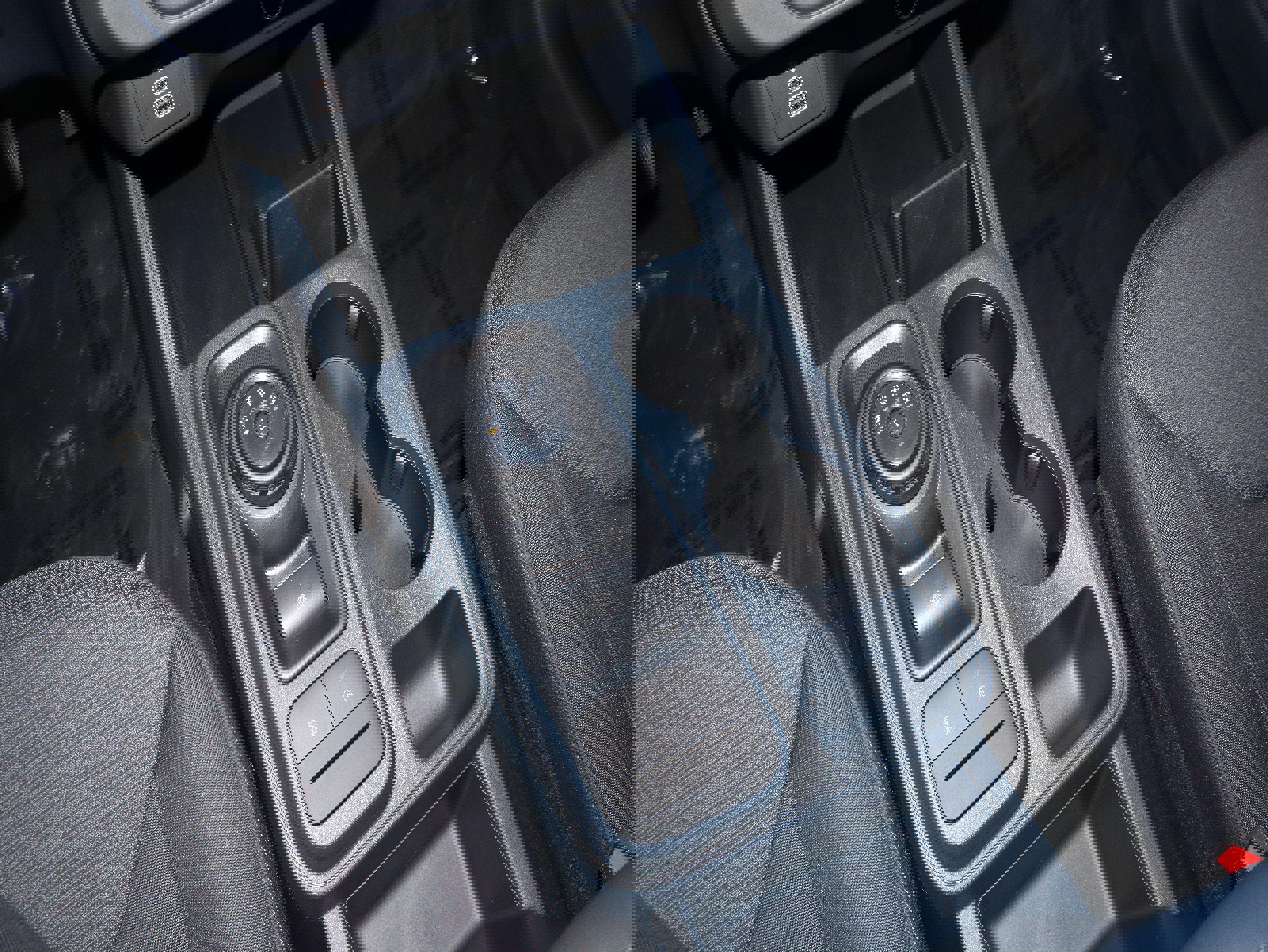 Used 2025 Ford Maverick XL w/ Equipment Group 102A image 30