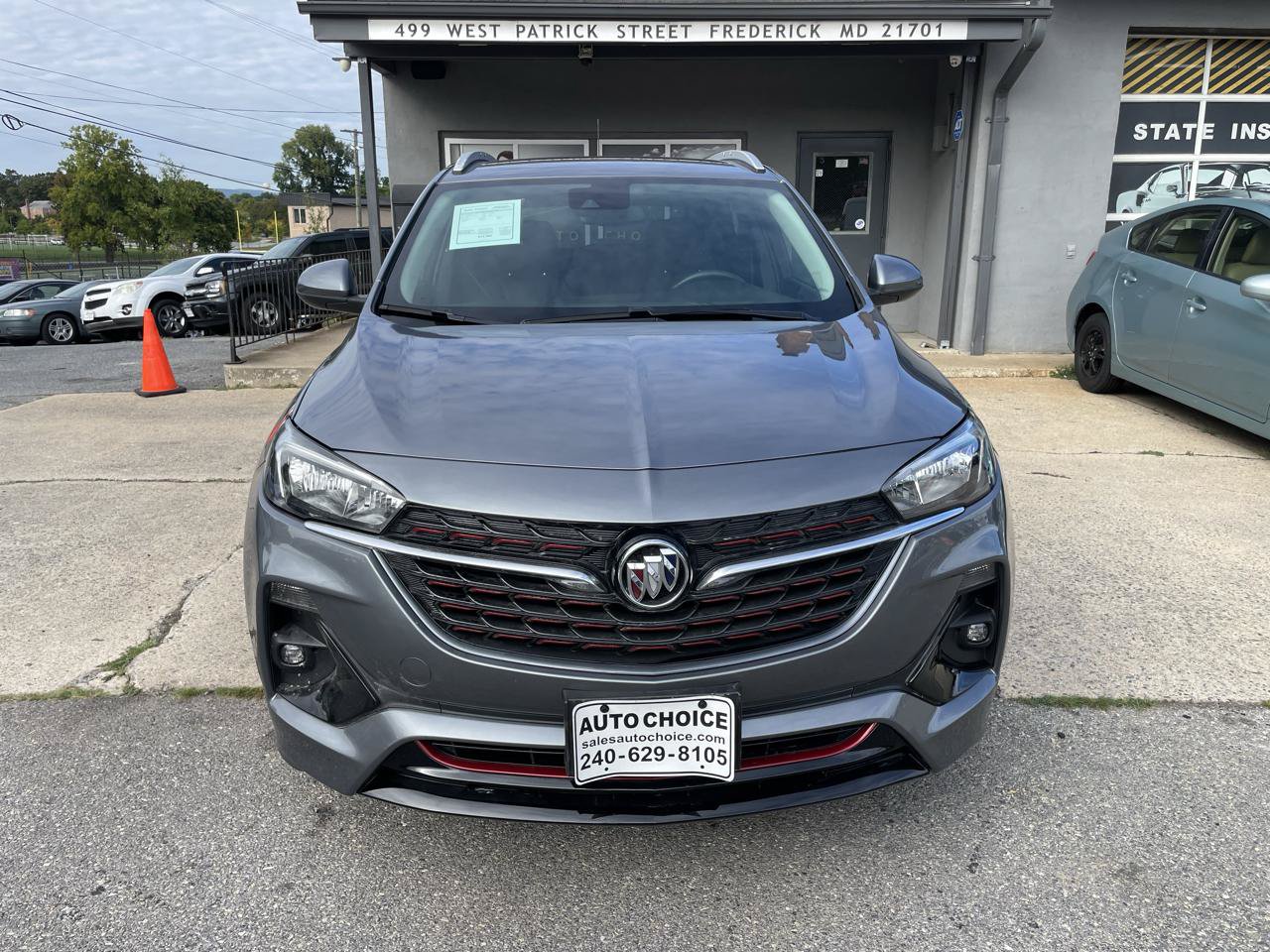 Used 2021 Buick Encore GX Preferred w/ Sport Touring Package AWD/4WD image 3