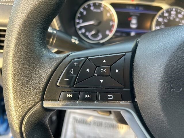 Used 2024 Nissan Sentra SV image 17